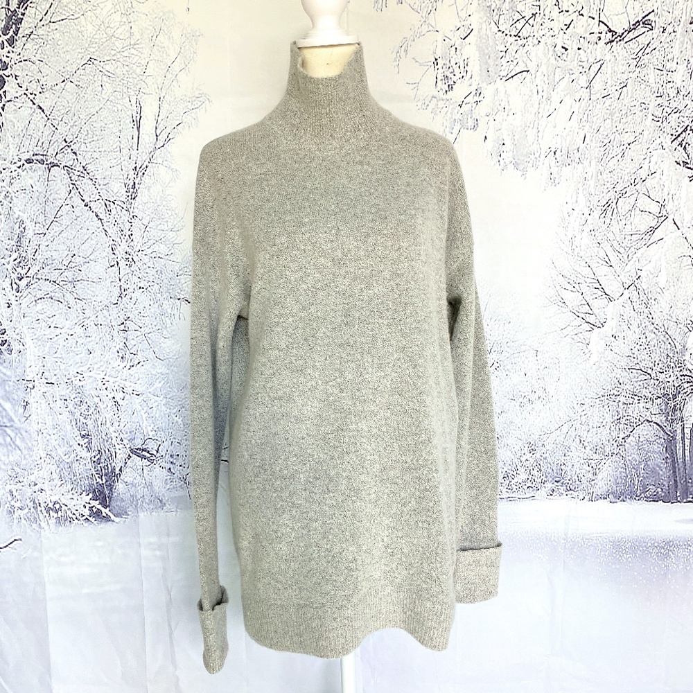 Halogen gray turtleneck